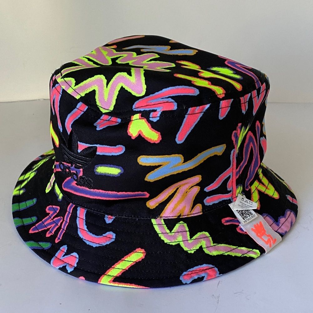 adidas Originals Pride Reversible Bucket Hat OS Unisex Colorful Casual Sporty - Picture 2 of 10